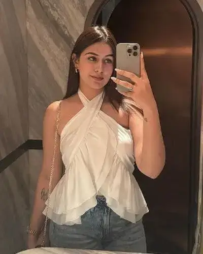 Escorts In Phodong